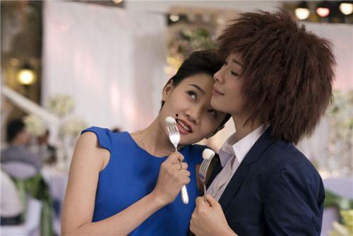 女同爱在线视频,在线视频中的甜蜜瞬间  第3张