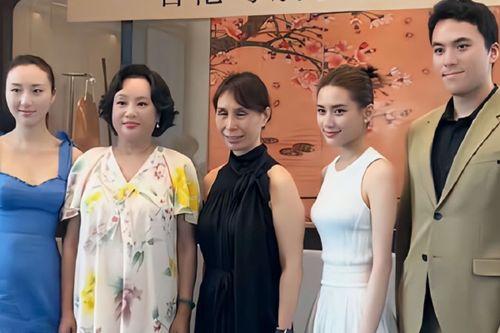 欧美成人XXXX 在线视频,揭秘激情与欲望的视觉盛宴 第3张 欧美成人XXXX 在线视频,揭秘激情与欲望的视觉盛宴 第3张