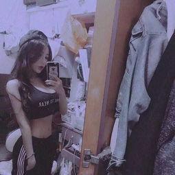 露背毛衣美女在线视频,在线视频展现独特魅力